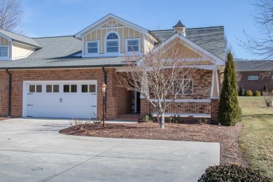 This luxury brick and stone townhome is located in Eagle Ridge on Virginian Golf Club in Virginia - for sale on GolfHomes.com, golf home, golf lot