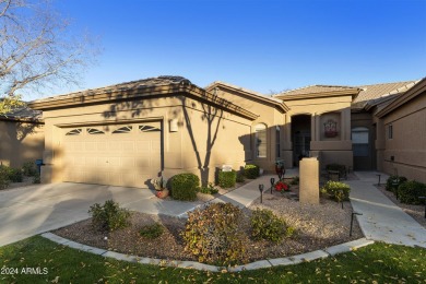 Lock and go living at its best in this 2BR, 2BA Naples villa on Oakwood Golf Club  in Arizona - for sale on GolfHomes.com, golf home, golf lot