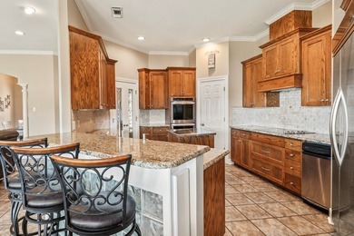 Waterfront home with approximately 150 feet of shoreline on Pinnacle Golf and Boat Club in Texas - for sale on GolfHomes.com, golf home, golf lot