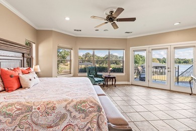 Waterfront home with approximately 150 feet of shoreline on Pinnacle Golf and Boat Club in Texas - for sale on GolfHomes.com, golf home, golf lot