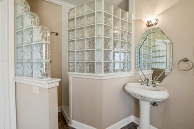 Waterfront home with approximately 150 feet of shoreline on Pinnacle Golf and Boat Club in Texas - for sale on GolfHomes.com, golf home, golf lot