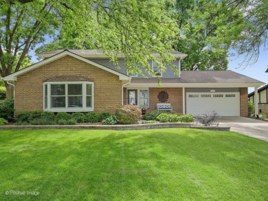 COMPLETELY REMODELED & Beautifully Designed - EVERYTHING has on Cantigny Golf and Tennis Club in Illinois - for sale on GolfHomes.com, golf home, golf lot