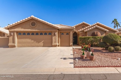 Welcome to this lovely home in Palo Verde community of Sun Lakes on Palo Verde Golf and Country Club in Arizona - for sale on GolfHomes.com, golf home, golf lot