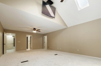 **Charming Remodeled Home in Willowbrook Addition**

Discover on Elks Country Club in Oklahoma - for sale on GolfHomes.com, golf home, golf lot