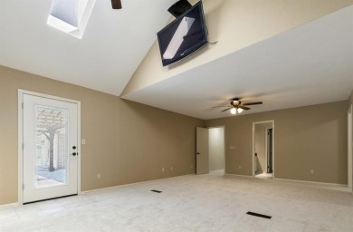 **Charming Remodeled Home in Willowbrook Addition**

Discover on Elks Country Club in Oklahoma - for sale on GolfHomes.com, golf home, golf lot