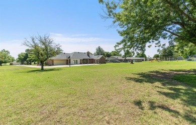 **Charming Remodeled Home in Willowbrook Addition**

Discover on Elks Country Club in Oklahoma - for sale on GolfHomes.com, golf home, golf lot
