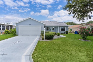Welcome to this VALUE-PRIDCED, NO BOND, clean and inviting on El Diablo Executive Golf Course in Florida - for sale on GolfHomes.com, golf home, golf lot