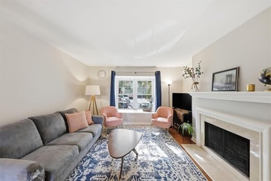 Move-in ready, light and bright 1-bedroom, 1-bath located in the on Cross Creek Golf Course in Georgia - for sale on GolfHomes.com, golf home, golf lot