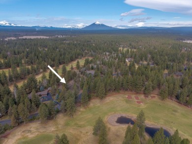Build the home of your dreams on this stunning 1.11-acre on Aspen Lakes Golf Course in Oregon - for sale on GolfHomes.com, golf home, golf lot