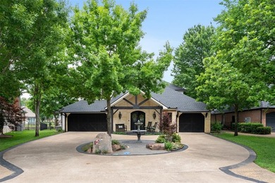 This immaculate, updated waterfront home in the exclusive on Pinnacle Golf and Boat Club in Texas - for sale on GolfHomes.com, golf home, golf lot