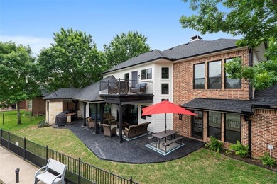 This immaculate, updated waterfront home in the exclusive on Pinnacle Golf and Boat Club in Texas - for sale on GolfHomes.com, golf home, golf lot