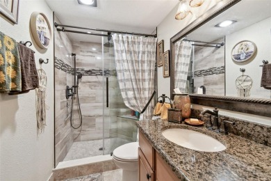 Deluxe 3 Bedroom/2 Bath *D* Unit - This deluxe 3-bedroom/2-bath on Innisbrook Resort and Golf Club in Florida - for sale on GolfHomes.com, golf home, golf lot