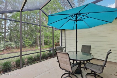 Eagle Harbor home looking for it's new family! Charming on Eagle Harbor Golf Club in Florida - for sale on GolfHomes.com, golf home, golf lot