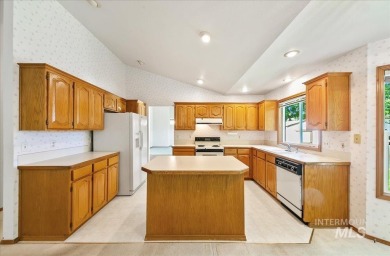 Welcome to Eagle Pointe, one of Eagle's premier neighborhoods on Eagle Hills Golf Course in Idaho - for sale on GolfHomes.com, golf home, golf lot