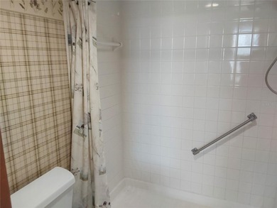 Best buy in Pinebrook! Step into affordability! This 2 bedroom 2 on Pinebrook/Ironwood Golf Course in Florida - for sale on GolfHomes.com, golf home, golf lot