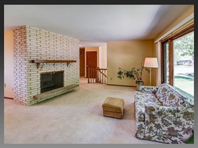 LIVE ON THE GOLF COURSE at TPC WISCONSIN .  This home sits on on Cherokee Country Club in Wisconsin - for sale on GolfHomes.com, golf home, golf lot