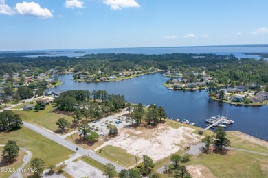 Discover the perfect space to bring your creative vision to on Harbour Point Golf Club in North Carolina - for sale on GolfHomes.com, golf home, golf lot