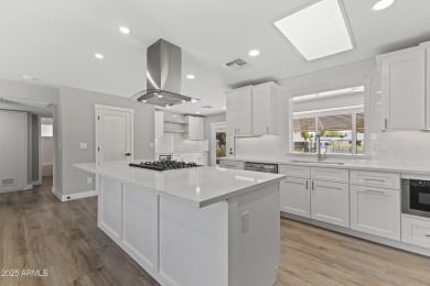 Beautifully cosmetically remodeled and move-in ready! This Sun on Sun City South Golf Course in Arizona - for sale on GolfHomes.com, golf home, golf lot