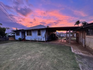 Transform this 4-bedroom, 1.5-bath single-story home into your on Pukalani Country Club in Hawaii - for sale on GolfHomes.com, golf home, golf lot