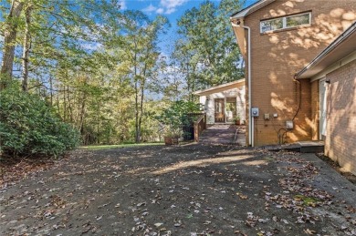 Welcome to 482 Cross Creek Drive, a stately 5BR/4.5BA brick home on Cross Creek Country Club in North Carolina - for sale on GolfHomes.com, golf home, golf lot