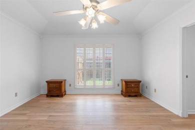 This spacious home features a fresh interior paint job and on De Cordova Bend Country Club in Texas - for sale on GolfHomes.com, golf home, golf lot