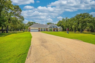 PRICED BELOW RECENT APPRAISED VALUE! Welcome to your private on Lake Kiowa Golf Course in Texas - for sale on GolfHomes.com, golf home, golf lot