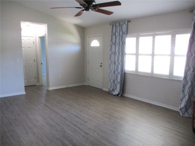 ADORABLE 2 BED 2 BATH 2 CAR GARAGE JUNIPER MODEL IS MOVE IN on Preserve Golf Club in Florida - for sale on GolfHomes.com, golf home, golf lot