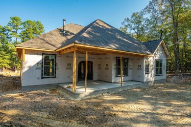 New Construction Near Ponce de Leon Golf Course! Projected for on Ponce De Leon Golf Course in Arkansas - for sale on GolfHomes.com, golf home, golf lot