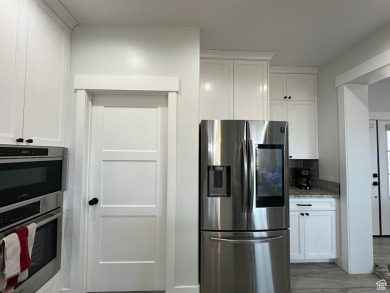 Beautiful new house on the Golf Course. Located off of hole on Skyline Mountain Resort and Golf Course in Utah - for sale on GolfHomes.com, golf home, golf lot