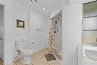 BOATER'S DREAM WITH QUICK OUT TO CHARLOTTE HARBOR AND BEYOND on Saint Andrews South Golf Club in Florida - for sale on GolfHomes.com, golf home, golf lot