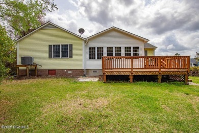 $2,200 USE AS YOU CHOOSE CREDIT FOR BUYERS AT CLOSING!

Welcome on Harbour Point Golf Club in North Carolina - for sale on GolfHomes.com, golf home, golf lot