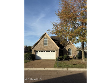 Southaven - MOVE IN READY - just in time for the New Year!!  4 on North Creek Golf Course in Mississippi - for sale on GolfHomes.com, golf home, golf lot