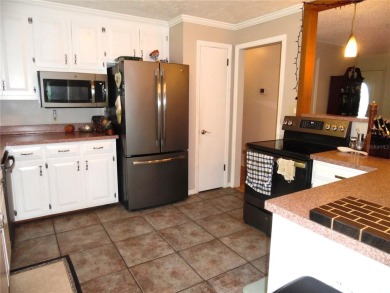 Welcome to this 3 bedroom/2 bathroom home located in the desired on Casselberry Golf Club in Florida - for sale on GolfHomes.com, golf home, golf lot