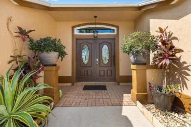 LAKEFRONT DESIGNER HOME ON SPRING-FED 'LAKE LAGUNA'! This is a on Chula Vista Executive Golf Course in Florida - for sale on GolfHomes.com, golf home, golf lot