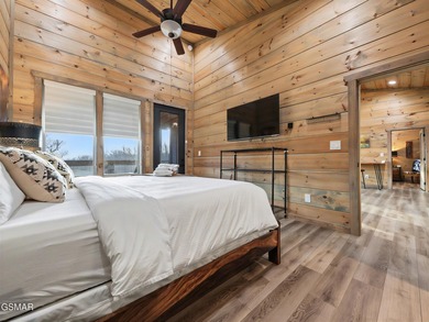 Welcome to this pristine 3 story modern cabin in the highly on Bent Creek Golf Course in Tennessee - for sale on GolfHomes.com, golf home, golf lot