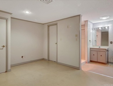 A chance to buy a piece of history! This rare 4BR/3BA condo is on Belvedere Golf Club in Arkansas - for sale on GolfHomes.com, golf home, golf lot