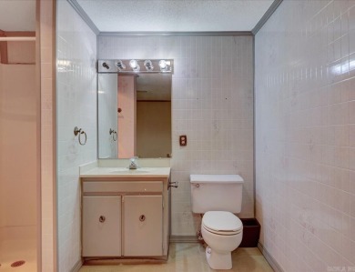 A chance to buy a piece of history! This rare 4BR/3BA condo is on Belvedere Golf Club in Arkansas - for sale on GolfHomes.com, golf home, golf lot