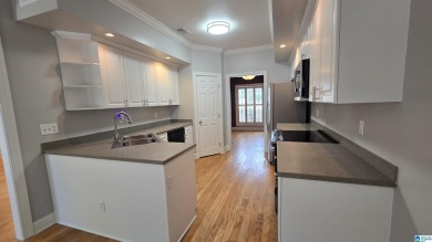 Enjoy cul de sac living in the exclusive Inverness Green! A on Inverness Country Club in Alabama - for sale on GolfHomes.com, golf home, golf lot