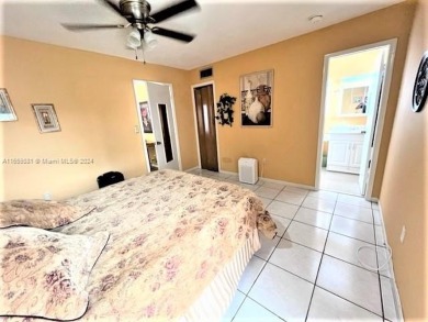 Well maintained 2 story 2/2.5 bath townhome in Kendale Lakes on Miccosukee Golf and Country Club in Florida - for sale on GolfHomes.com, golf home, golf lot