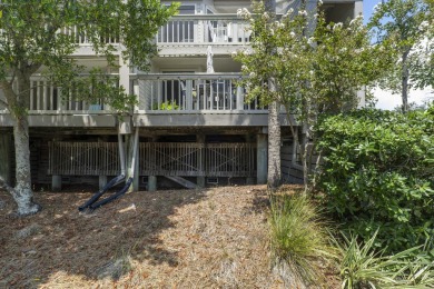 This charming one bedroom, one bathroom fully furnished court on The Seabrook Island Club in South Carolina - for sale on GolfHomes.com, golf home, golf lot