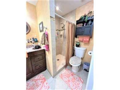 Well maintained 2 story 2/2.5 bath townhome in Kendale Lakes on Miccosukee Golf and Country Club in Florida - for sale on GolfHomes.com, golf home, golf lot