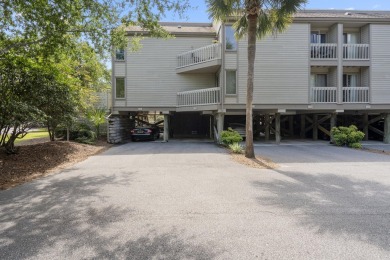 This charming one bedroom, one bathroom fully furnished court on The Seabrook Island Club in South Carolina - for sale on GolfHomes.com, golf home, golf lot