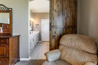 Welcome to this charming Draper rambler, perfectly situated to on South Mountain Golf Club in Utah - for sale on GolfHomes.com, golf home, golf lot
