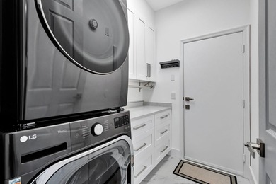 Priced to Sell quickly! Exquisitely updated, gorgeous and on Aberdeen Golf and Country Club in Florida - for sale on GolfHomes.com, golf home, golf lot