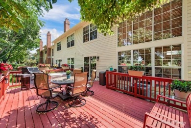 Beautiful 2 Story 2 bedroom +Loft , 2.5 Bath, 2 car garage END on Poplar Creek Country Club in Illinois - for sale on GolfHomes.com, golf home, golf lot