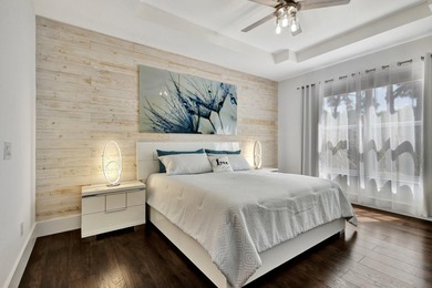 Priced to Sell quickly! Exquisitely updated, gorgeous and on Aberdeen Golf and Country Club in Florida - for sale on GolfHomes.com, golf home, golf lot