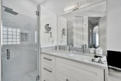 Priced to Sell quickly! Exquisitely updated, gorgeous and on Aberdeen Golf and Country Club in Florida - for sale on GolfHomes.com, golf home, golf lot