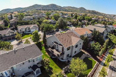 Welcome to this charming Draper rambler, perfectly situated to on South Mountain Golf Club in Utah - for sale on GolfHomes.com, golf home, golf lot