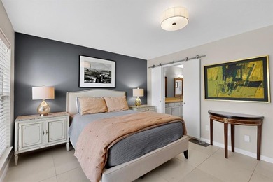 Remodeled to perfection, this light and bright 2-bedroom, 2-bath on Stevens Park Golf Course in Texas - for sale on GolfHomes.com, golf home, golf lot