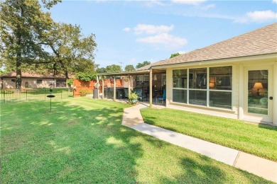 Luxurious Living in the Heart of Hilltop Lakes!

Discover this on Hilltop Lakes Resort Golf Club in Texas - for sale on GolfHomes.com, golf home, golf lot